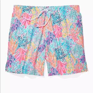 Lilly Pulitzer Mens 6" Capri Swim Trunks